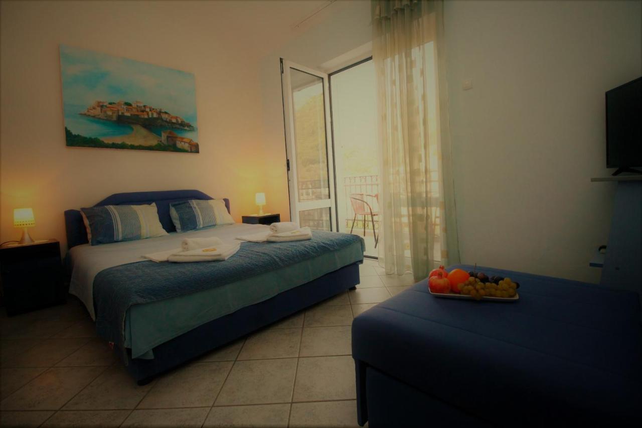 Apartments Mitrovici Milocer Sveti Stefan Exterior photo