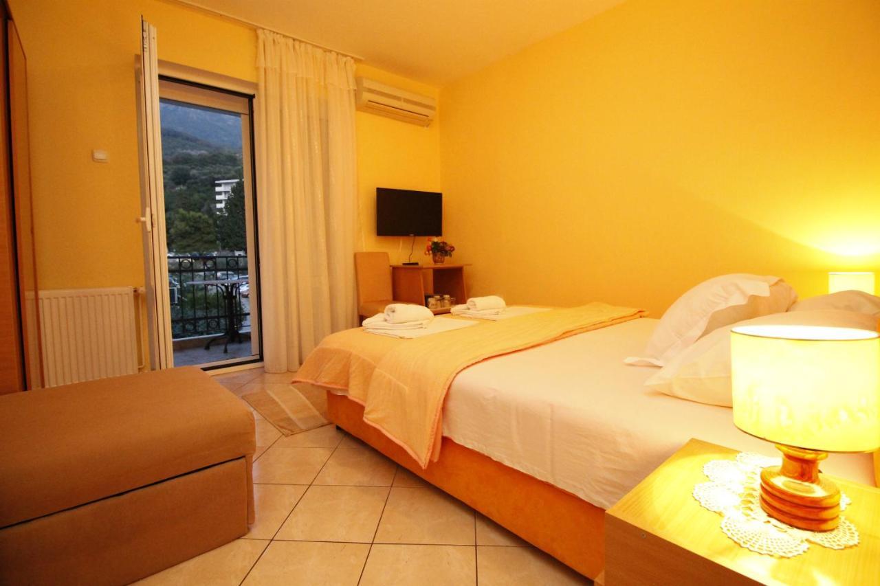 Apartments Mitrovici Milocer Sveti Stefan Exterior photo