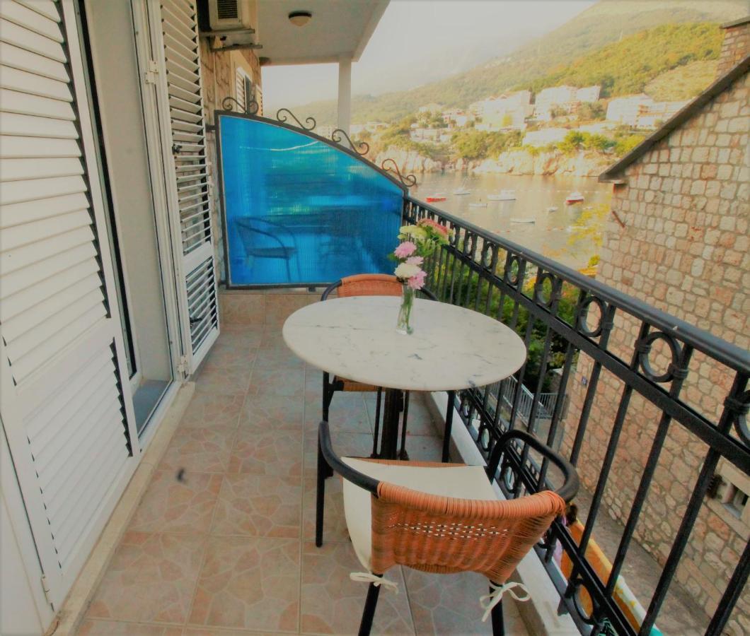 Apartments Mitrovici Milocer Sveti Stefan Exterior photo